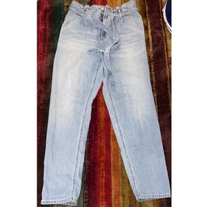 american eagle mom jeans